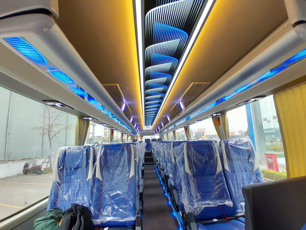 Nội thất xe khách 47 ghế thaco